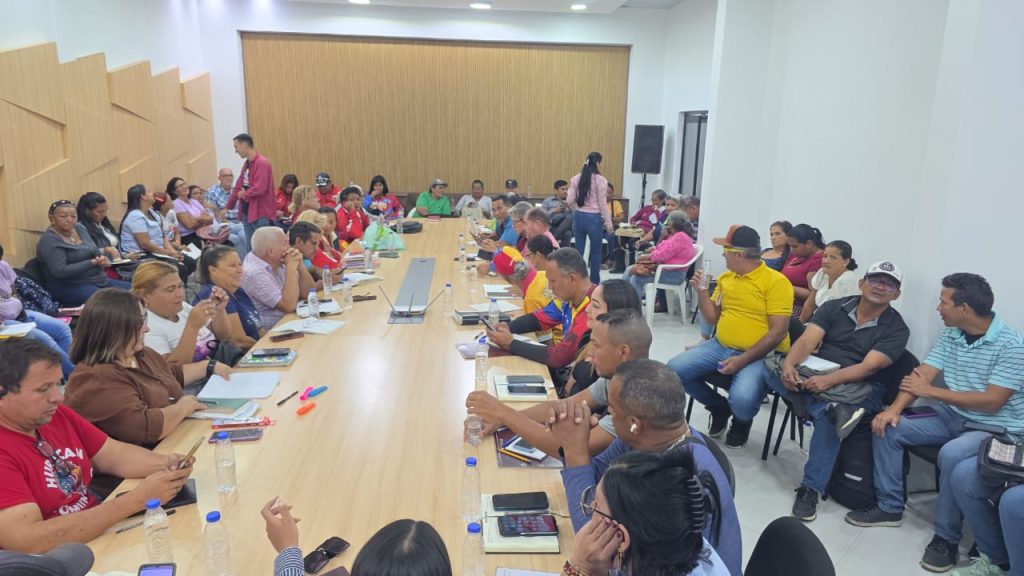 Taller de Formación dirigido a los 64 Circuitos Comunales del Estado Nueva Esparta