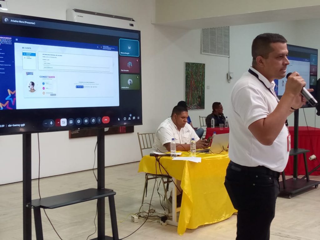 Integración y Puesta en Marcha del Sistema de Gobierno a los 223 Circuitos Comunales del Estado Sucre